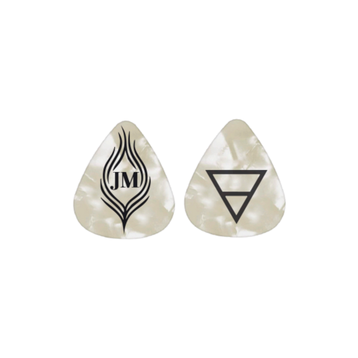 Grounded Guitar Pick